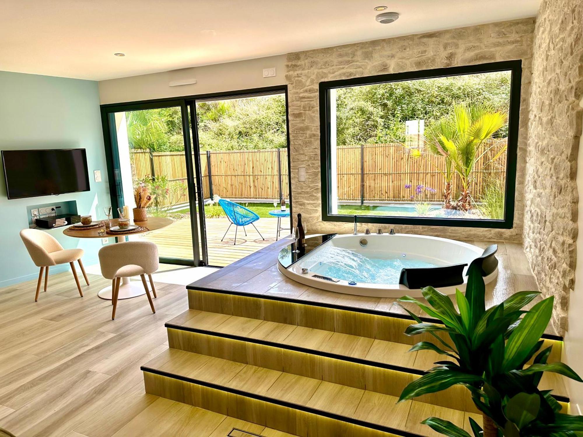 Les Suites Du Payre - Suite Romance Saint-Hilaire-de-Talmont Екстериор снимка