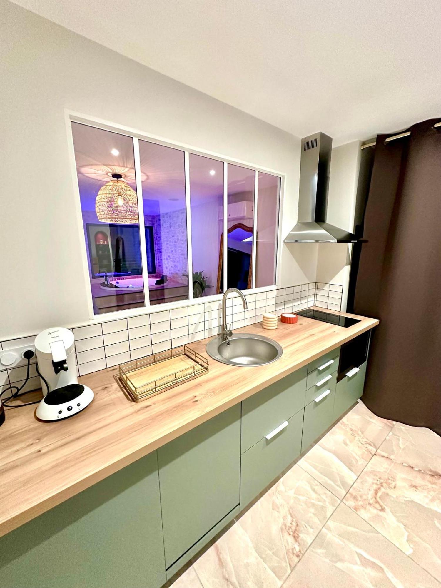 Les Suites Du Payre - Suite Romance Saint-Hilaire-de-Talmont Екстериор снимка