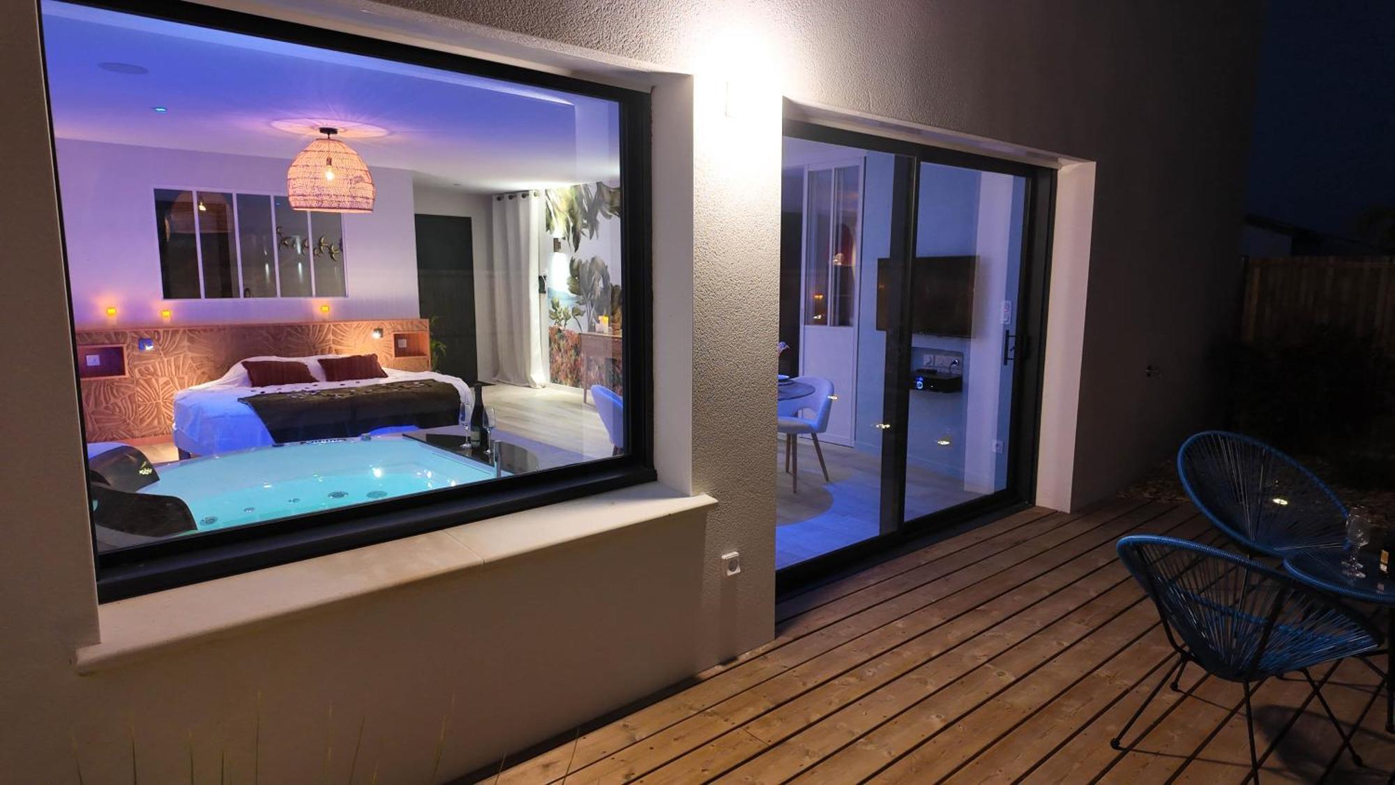 Les Suites Du Payre - Suite Romance Saint-Hilaire-de-Talmont Екстериор снимка