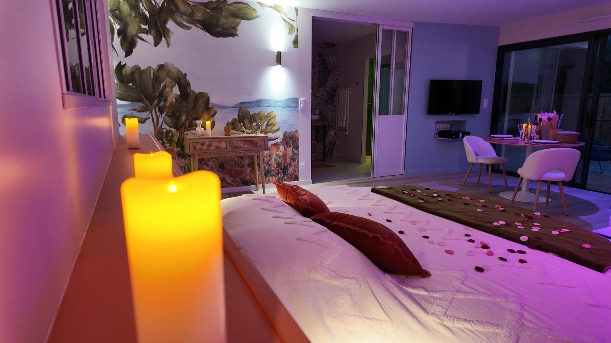 Les Suites Du Payre - Suite Romance Saint-Hilaire-de-Talmont Екстериор снимка